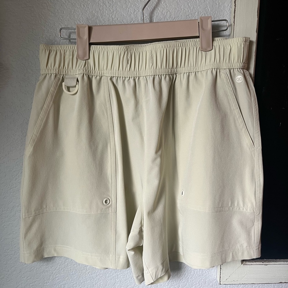 CALIA Hike Shorts Ivory‎